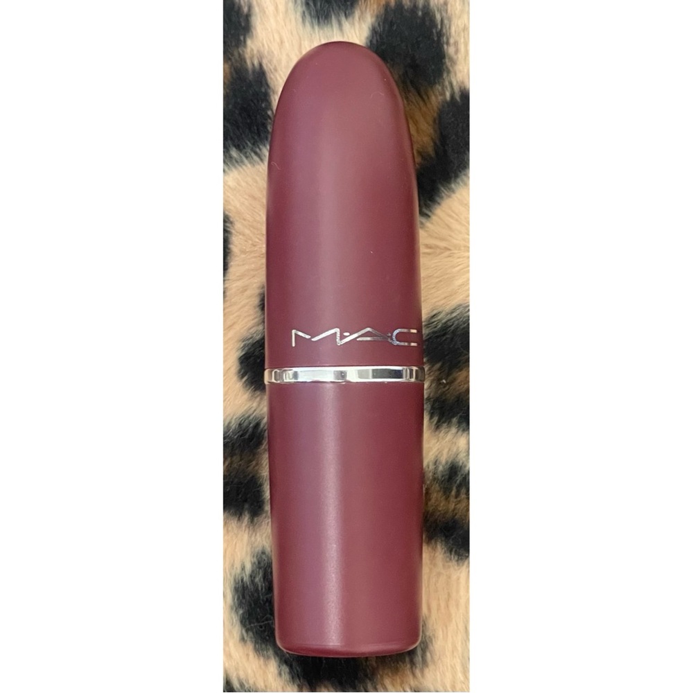 Limited Edition M.A.C Cosmetics Sip Happens Matte Lipstick - Picture 4 of 9